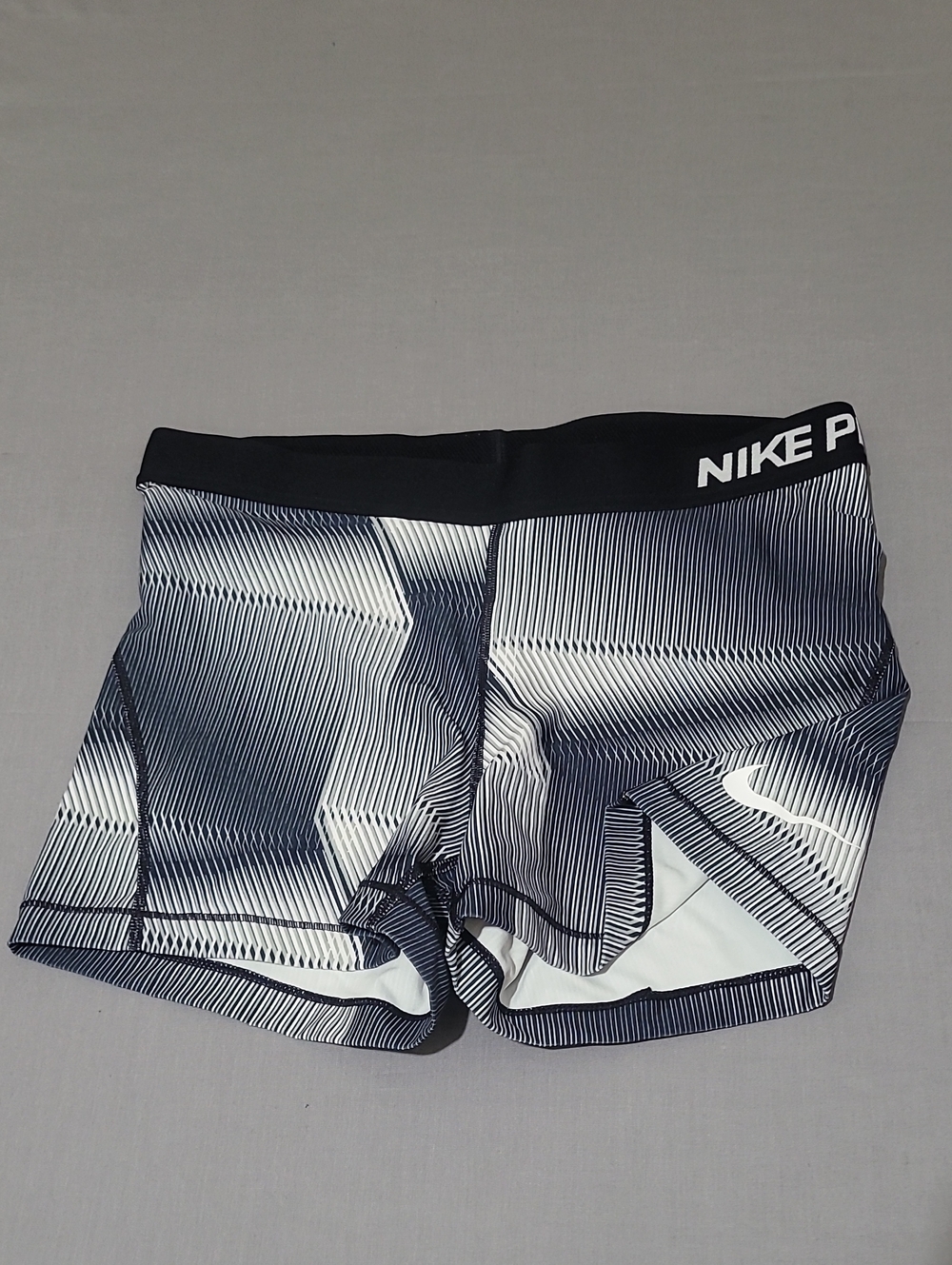 Nike Women's Black & White Patterned Athletic Shorts